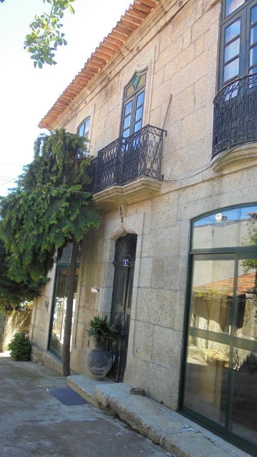 Casa Da Roseira - Valpacos Bed & Breakfast Vassal ภายนอก รูปภาพ