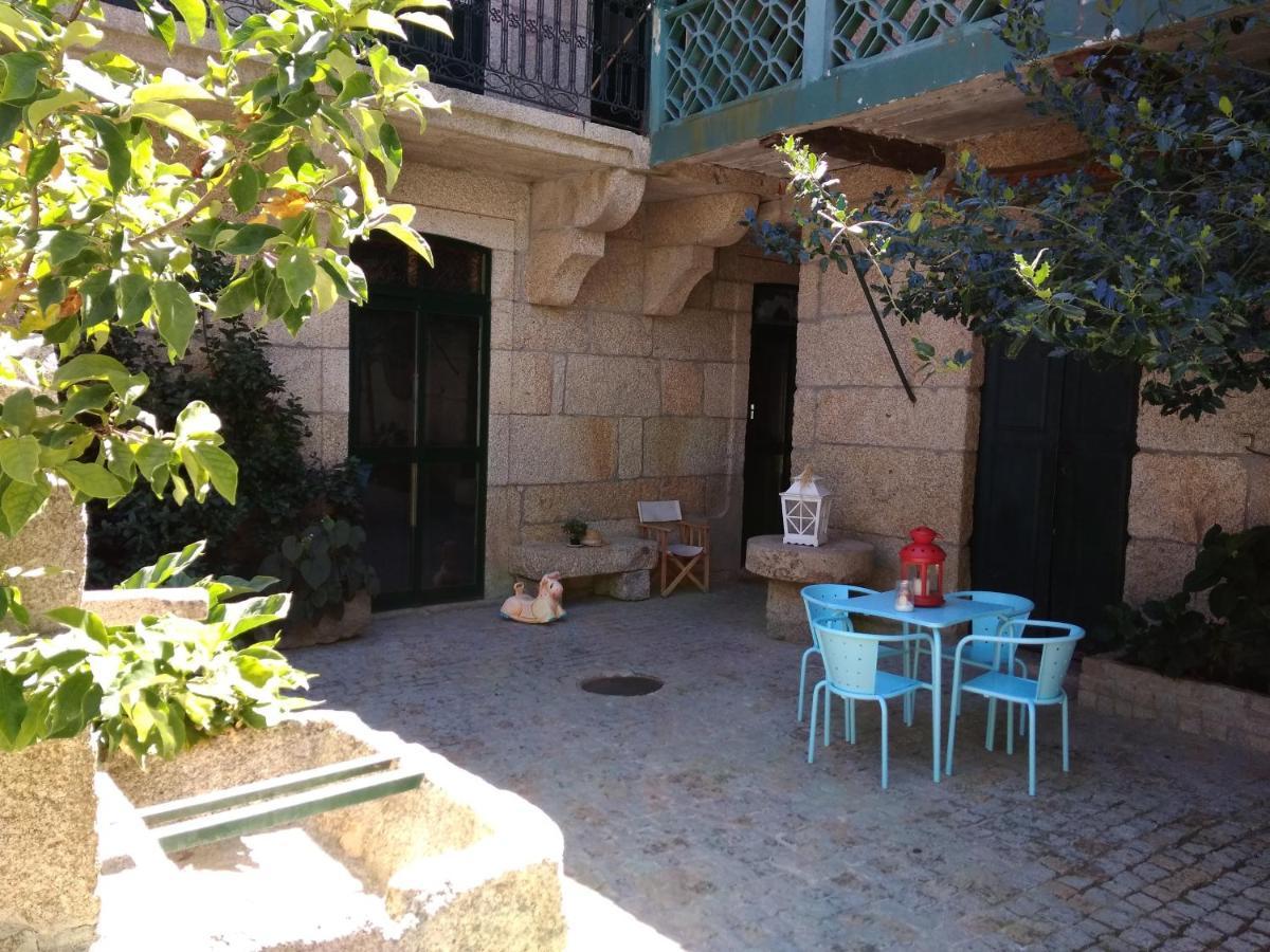 Casa Da Roseira - Valpacos Bed & Breakfast Vassal ภายนอก รูปภาพ