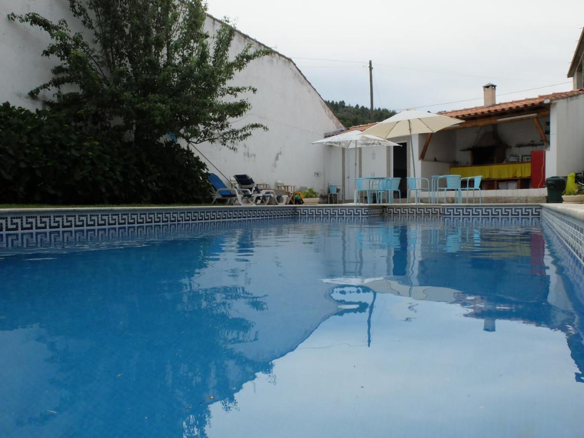 Casa Da Roseira - Valpacos Bed & Breakfast Vassal ภายนอก รูปภาพ